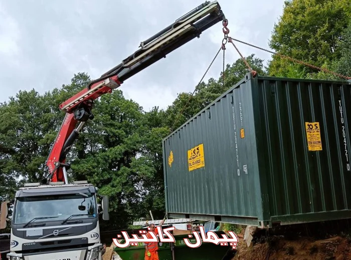 نکاتی که قبل از حمل کانکس با جرثقیل باید به آن توجه کنید 3 تاثیر شرایط محیطی و مسیر در حمل کانکس با جرثقیل